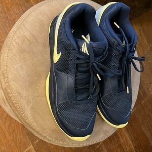 Nike JA 1 basketball balll Shoes